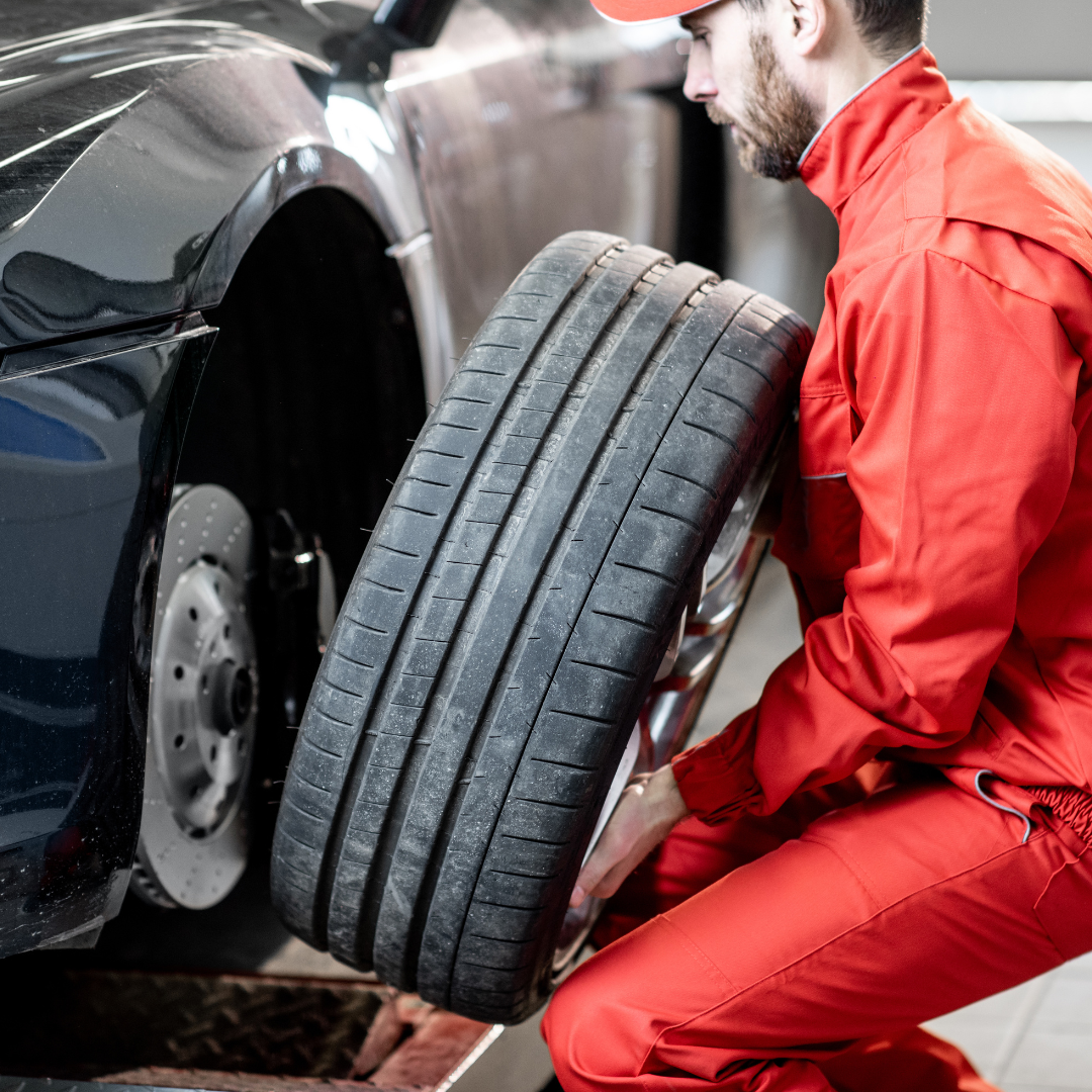Tubeless car tyre repair